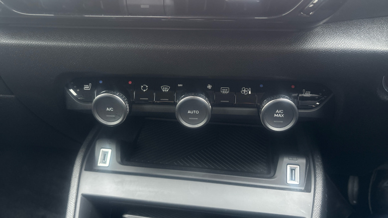 Citroen C4 1.2 PureTech [130] Shine Plus 5dr Auto Petrol Hatchback